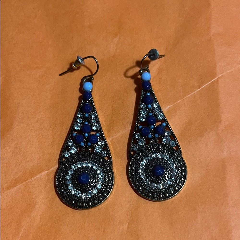 Elegant Blue and Silver Dangle Earrings